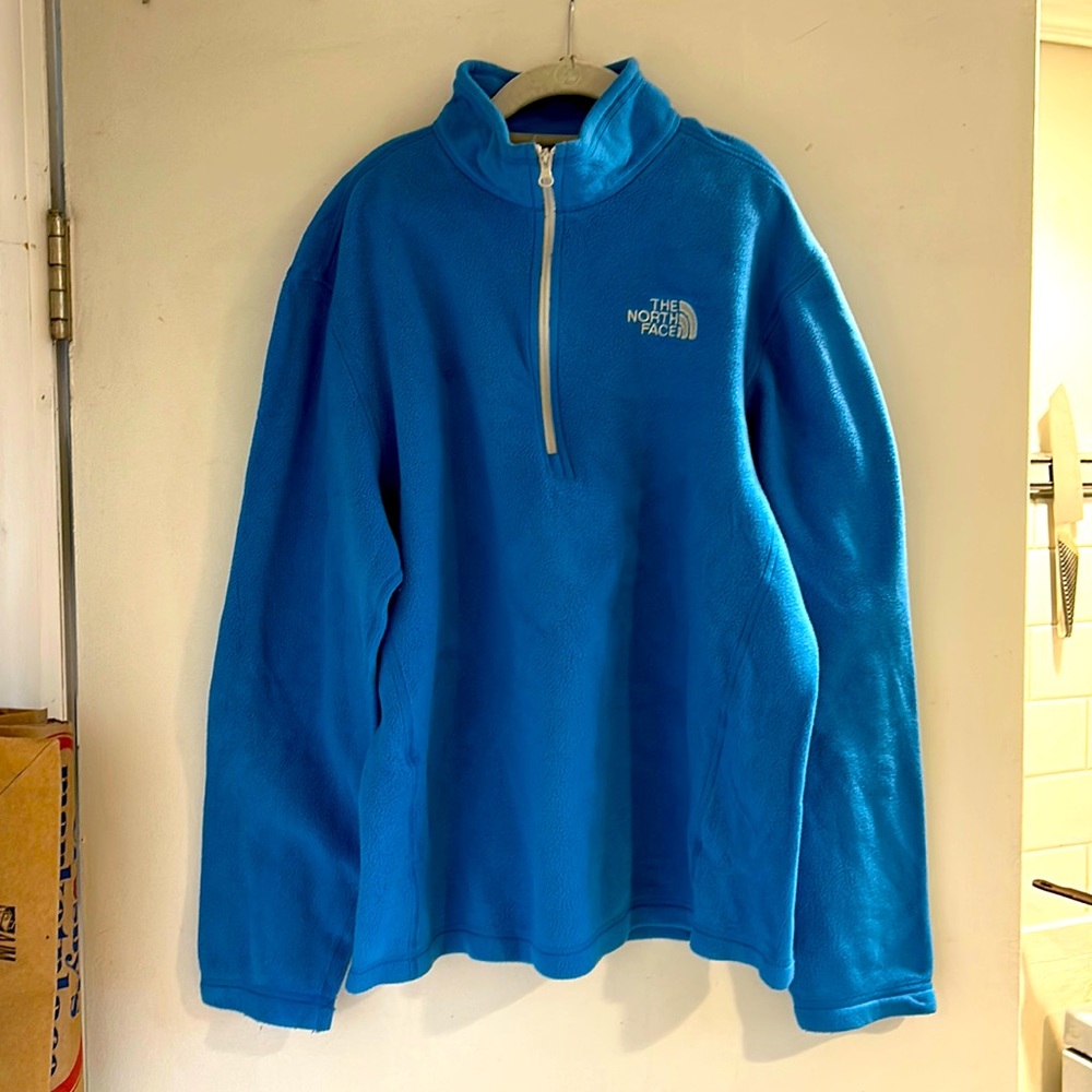 Northface men’s half zip fleece!